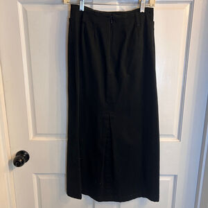 Vintage Women's Ann Taylor Skirt, Size 2, Black